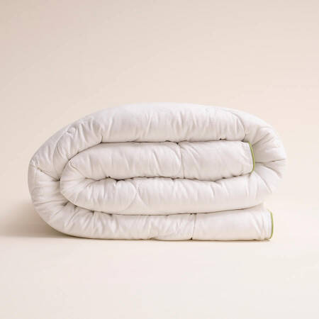 Silky Bamboo Blend Quilt – 70% Nano Fiber Filled